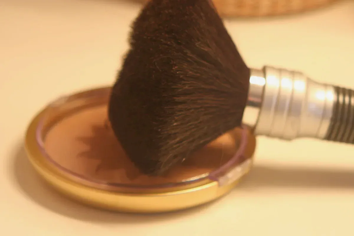 Real-life beauty routine scene for a lighted makeup mirror for a small bedroom