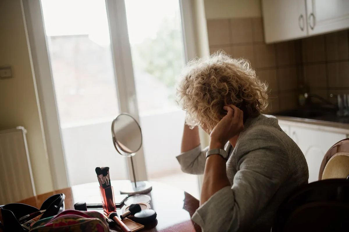Real-life beauty routine scene for lip stain for coffee meetings without the dry ring